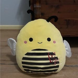 Squishmallow KellyToy 12” Sunny The Bee - Bumble Bee- VALENTINE’S VERSION